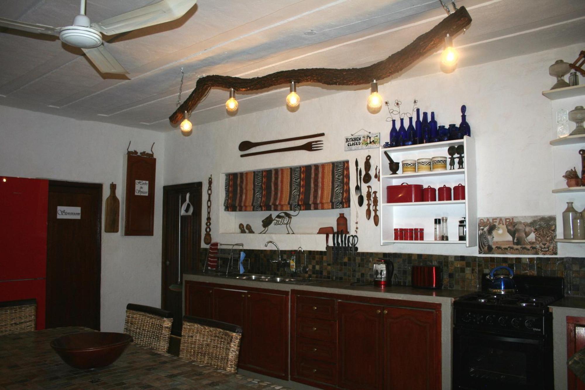 Kiburi Lodge @ Kruger, A Secluded Bushveld Getaway Marloth Park Ngoại thất bức ảnh